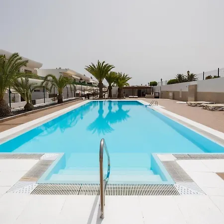 Home2book Casa Chispos Corralejo, Terrace&pool